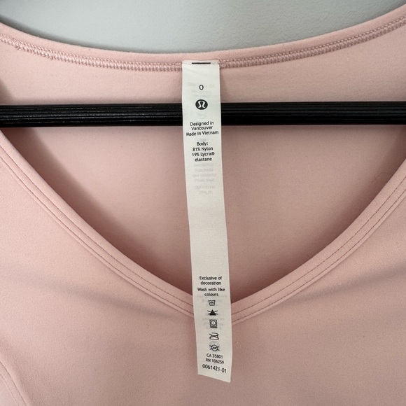 Lululemon Nulu Cropped Yoga Short Sleeve Shirt - Picture 2 of 4